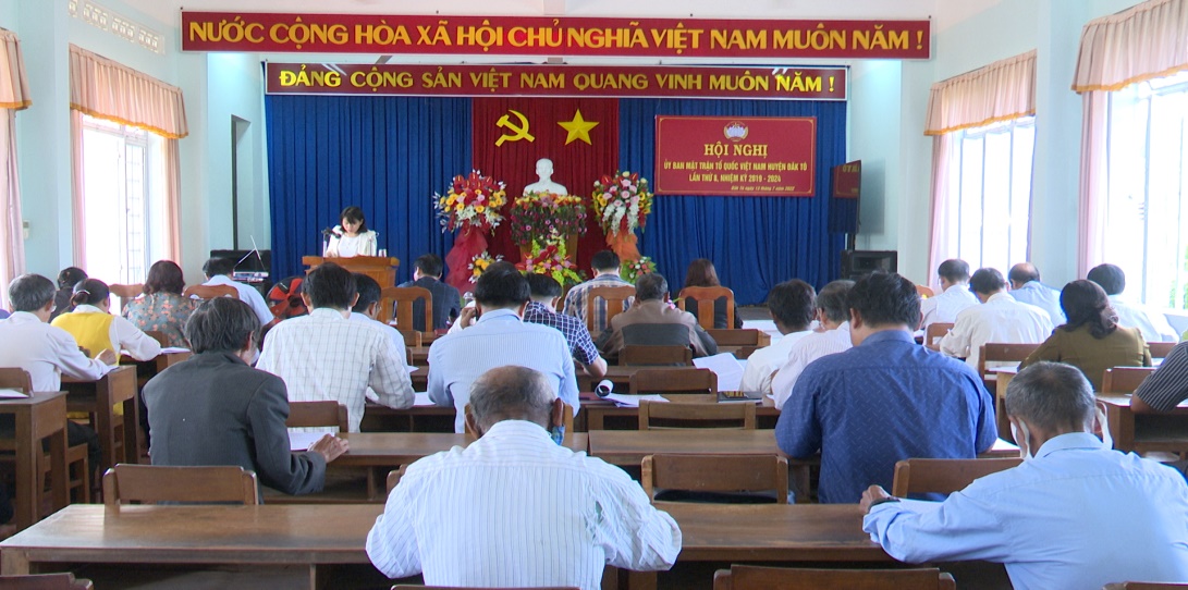 Hội nghị Ủy ban MTTQ Việt Nam huyện lần thứ 8