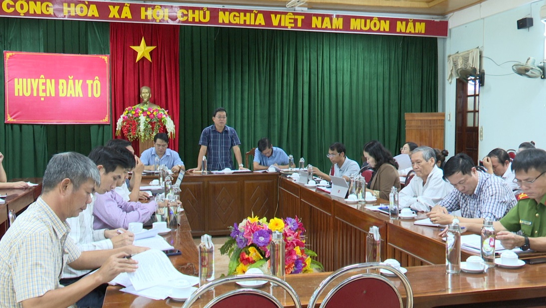 Ủy ban nhân dân huyện Đăk Tô tổ chức Phiên họp thường kỳ tháng 9 năm 2023
