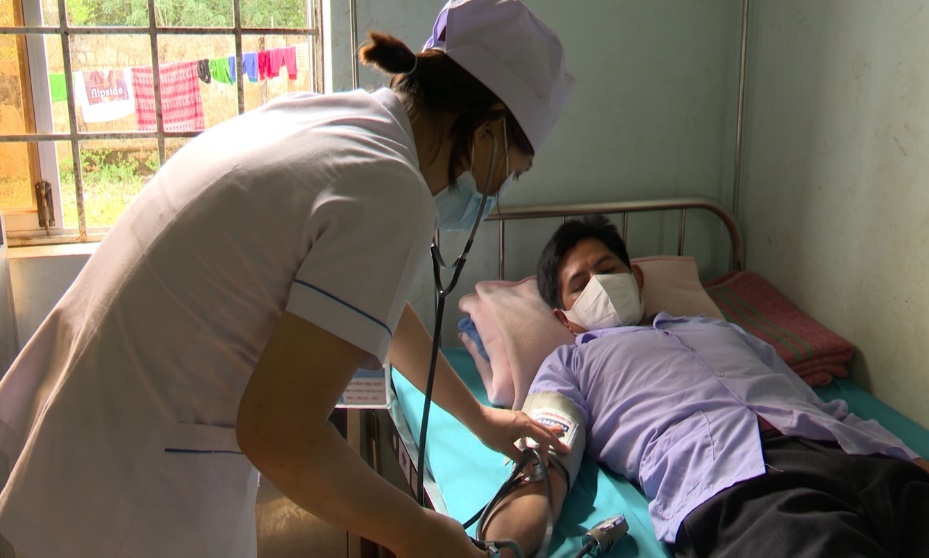 Nhiều bệnh nhân huyện Đăk Tô được quỹ BHYT chi trả chi phí KCB lớn